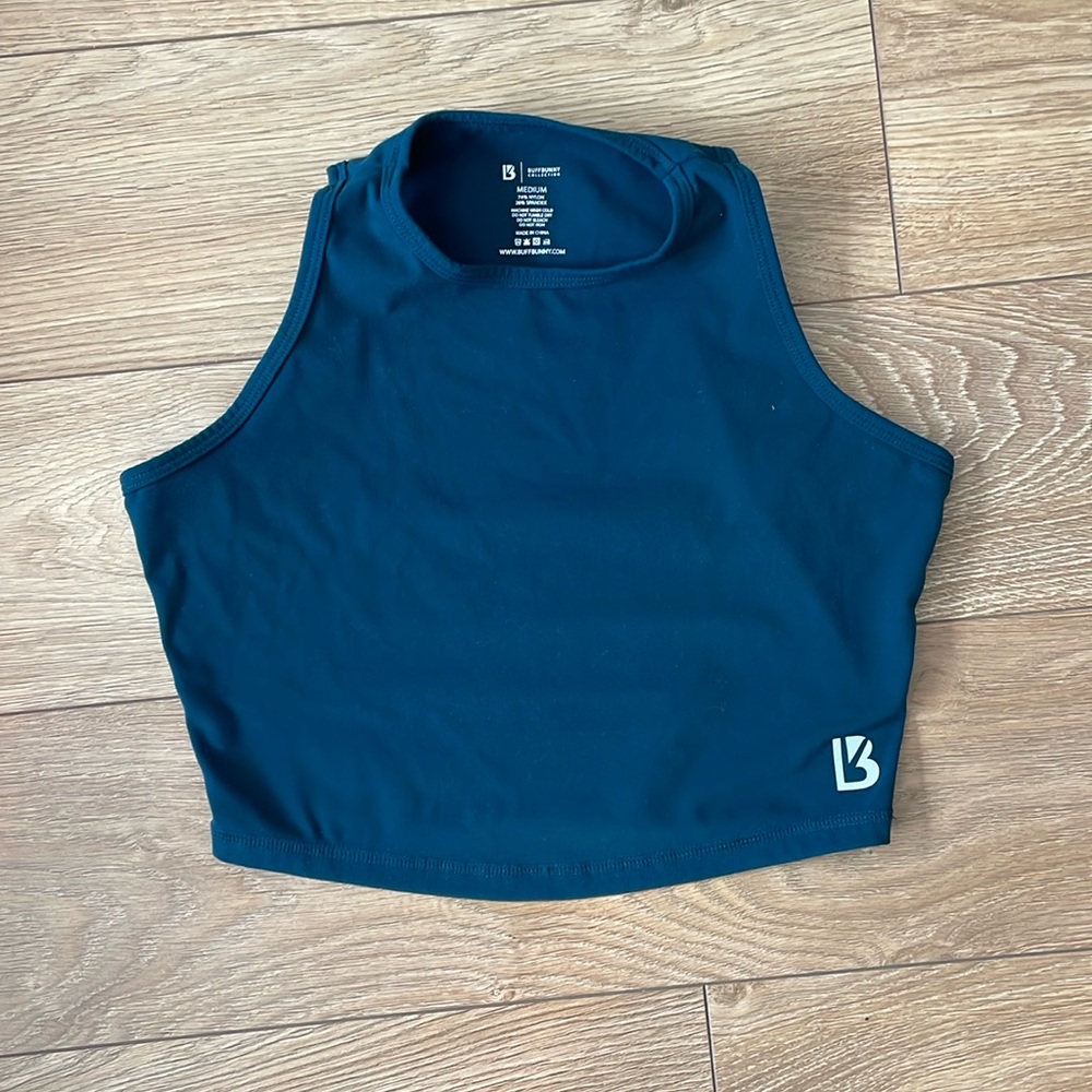 Buff bunny crop top